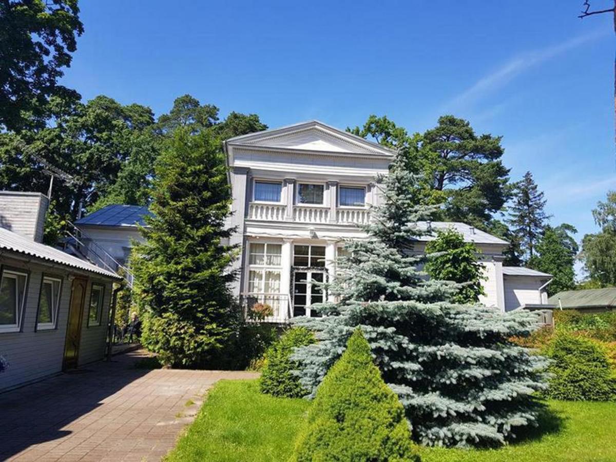 Room In Bb - Valensija - Suite For Two In Nice Hotel Jurmala Bagian luar foto