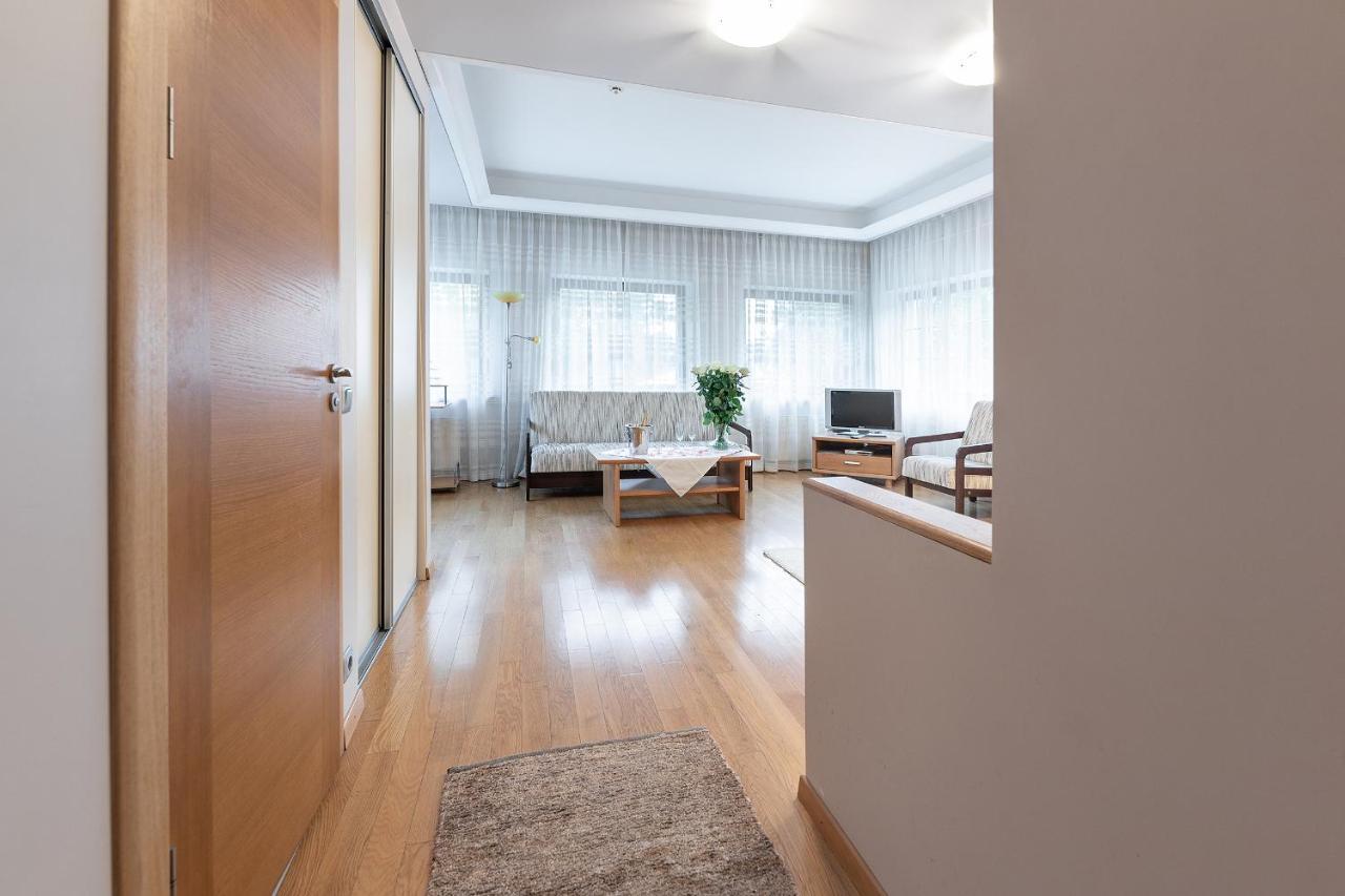 Room In Bb - Valensija - Suite For Two In Nice Hotel Jurmala Bagian luar foto
